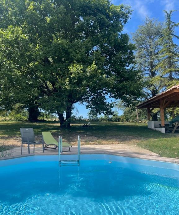 Domaine Des Peyries - Chambres Et Table D'Hotes Saint-Barthelemy-d'Agenais المظهر الخارجي الصورة