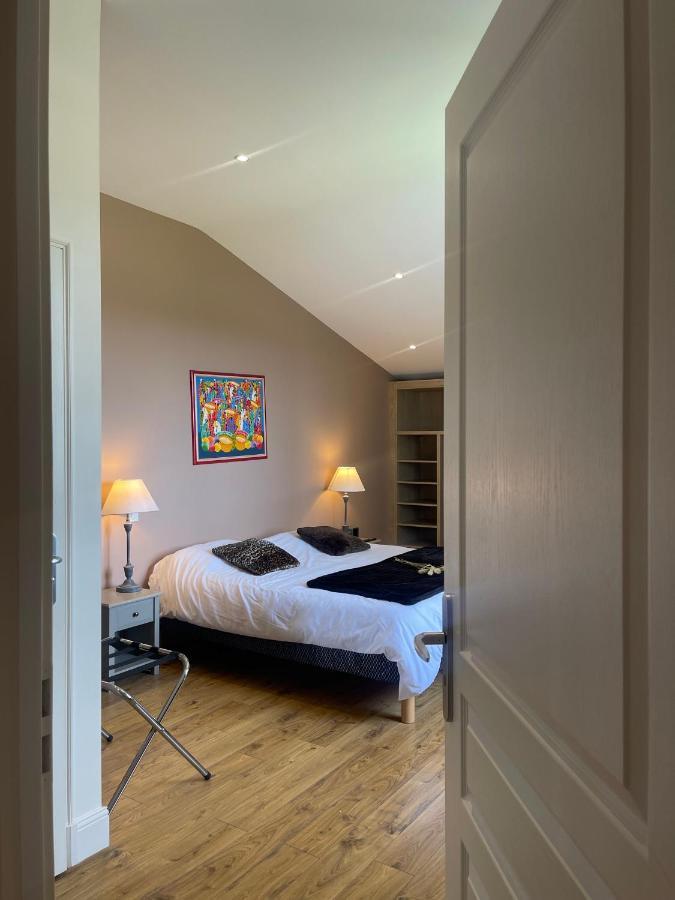Domaine Des Peyries - Chambres Et Table D'Hotes Saint-Barthelemy-d'Agenais المظهر الخارجي الصورة