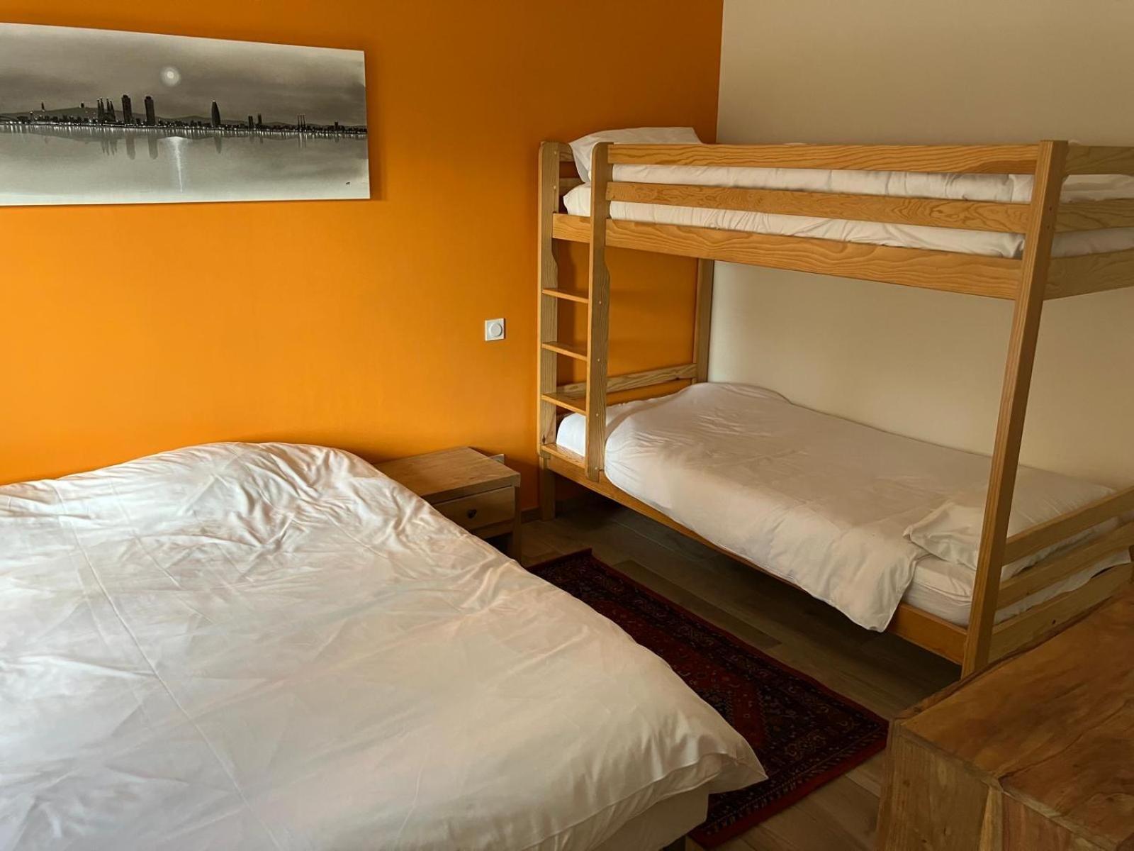 Domaine Des Peyries - Chambres Et Table D'Hotes Saint-Barthelemy-d'Agenais المظهر الخارجي الصورة